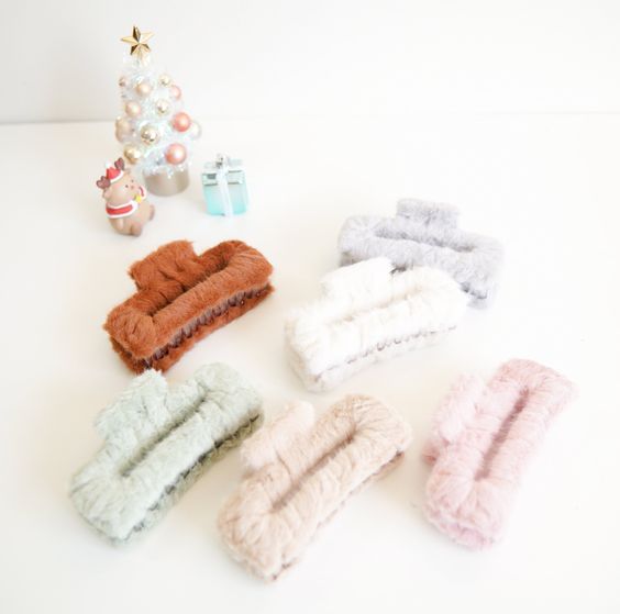 Rectangle Fur Hair Claw - Pack of 3