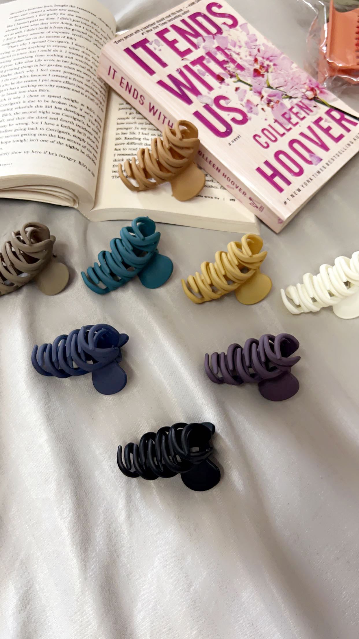 Mini Curve Twisted Matte Hair Claw - Pack of 5